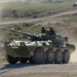 Imagen de un carro blindado del Ejército. ARCHIVO