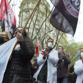Miles de personas toman las calles de Barcelona en defensa de la sanidad pública