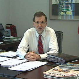 Imagen del video difundido por Presidencia del Gobierno de Mariano Rajoy comentando los datos de la EPA.