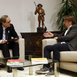 Reunió del president de la Generalitat, Quim Torra, amb el líder de Catalunya en Comú, Xavier Domènech / EFE Toni Albir