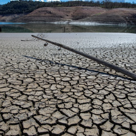 Imágenes de la sequía en el pantano de Sau, a 27 de marzo de 2023, en Vilanova de Sau, Barcelona.