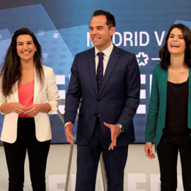 Isabel Díaz Ayuso (PP), Rocío Monasterio (Vox), Ignacio Aguado (Cs), Isabel Serra (Podemos) y Ángel Gabilondo (PSOE). / EFE