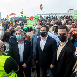 El presidente de Vox, Santiago Abascal, durante la concentración contra la migración irregular en Lanzarote.