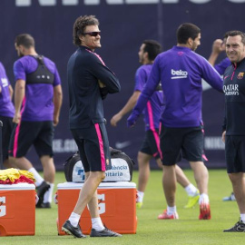 Luis Enrique en el entrenamiento de esta mañana en la ciudad deportiva del Barcelona. /EFE
