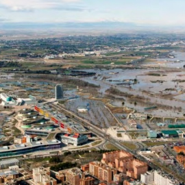 Imagen de la zona oeste de Zaragoza durante la riada de febrero y marzo del año pasado, entre cinco y seis veces menor que la que el estudio pronostica en caso de colapsar Yesa. Chebro.es