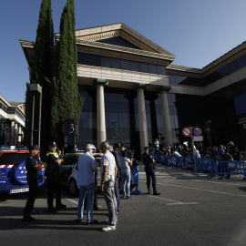 Cristiano Ronaldo abandona el Juzgado sin hacer declaraciones públicas. EP