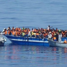 Fotografía de archivo de un rescate en el Mediterráneo. - AFP
