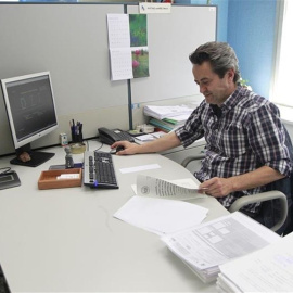 El Gobierno devolverá este mes la mitad de la paga extra pendiente a los funcionarios. EUROPA PRESS