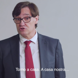 El ministro de Sanidad, Salvador Illa, en el primer vídeo de campaña para las elecciones catalanas.