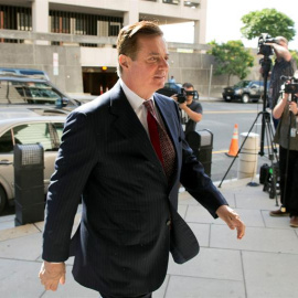 El exjefe de campaña de Donald Trump, Paul Manafort, llegando al Tribunal Federal en Washington D.C (Estados Unidos). / EFE
