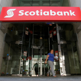 Una oficina del banco Scotiabank, en Ottawa (Canadá). REUTERS/Chris Wattie