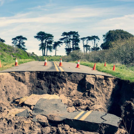 El hundimiento de la superficie del suelo acarreará enormes costes económicos.