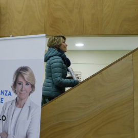 La portavoz del PP en el Ayuntamiento de Madrid, Esperanza Aguirre, durante la presentación en el Círculo de Bellas Artes de su nuevo libro 'Yo no me callo'.  EFE/Juan Carlos Hidalgo