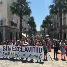 Miles de personas se manifiestan en Huelga, una convocatoria organizado por el SAT, CNT y CGT / Raúl Bocanegra