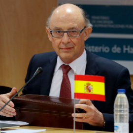 El ministro de Hacienda en funciones, Cristóbal Montoro, en la última reunón del Consejo de Política Fiscal y Financiera, con los consejeros de las comunidades autónomas. EFE/Juanjo Martín