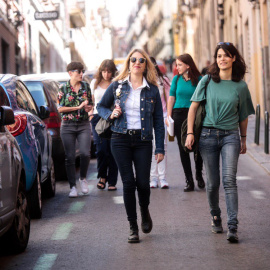 M. Eugenia R. Palop e Isabel Serra acudieron al Teatro del Barrio a ver una función.