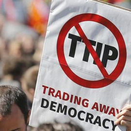 Una manifestación en Bruselas contra el TTIP.- EFE