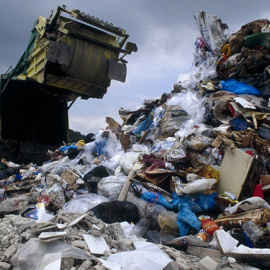 En nuestro país hay al menos 30 vertederos ilegales. EFE