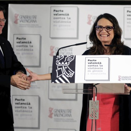 Mònica Oltra y Ximo Puig Pacto Violencia de Género