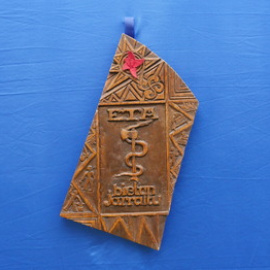 ETA ha difundido una imagen de la talla original que dio origen a su anagrama.