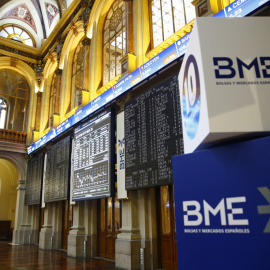 Vistas del patio de negociación de la Bolsa de Madrid. EFE