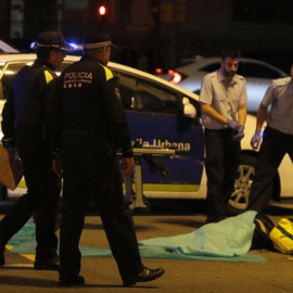 Muere atropellado un repartidor de glovo./ EFE