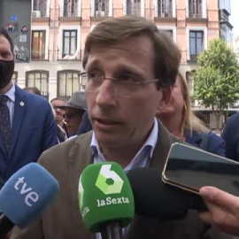 Almeida cree que el abogado que lo ha demandado por el tema de las mascarillas actúa "dirigido" por Sánchez