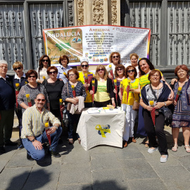Miembros de la asociación de Bebes Robados Sevilla
