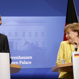 El presidente de EEUU, Barack Obama, y la canciller alemana, Angela Merkel, durante la rueda de prensa conjunta en Hannover. REUTERS/Kevin Lamarque