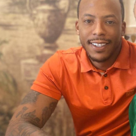 Sospechoso arrojar ácido