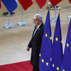 El presidente de la Comisión Europea, Jean-Claude Juncker, a su llegada a la cumbre de la UE para analizar los resultados de las elecciones al Parlamento Europeo del 26-M y los nombramientos en las instituciones comunitarias. REUTERS/Yves H