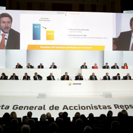 El consejero delegado de Repsol, Josu Jon Imaz, durante su intervención en la junta de accionistas de la petrolera. REUTERS