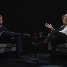 Un momento de la entrevista de Pablo Iglesias a Rosa María Artal, en 'Otra Vuelta de Tuerka'