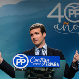 El vicesecretario de Comunicación del Partido Popular, Pablo Casado, ofrece una rueda de prensa en la sede nacional del partido en Madrid. EFE/ Santi Donaire