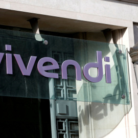 El logo de Vivendi en su sede en París. REUTERS/Charles Platiau