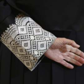 La mano de un juez con la toga negra en una imagen de archivo fechada el 9 de septiembre de 2019.