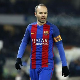 Iniesta en un partido con el Barça. | ARCHIVO