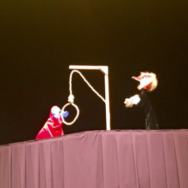 Un momento de la representación de la 'Bruja y Don Cristóbal'.- Twitter Teatro del Barrio