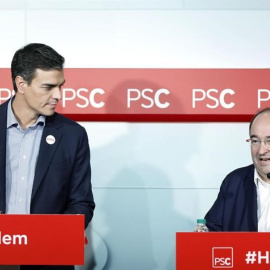 Pedro Sánchez i Miquel Iceta després de la reunió de l'executiva del PSC / EFE