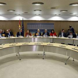 Vista general de la reunión del Consejo de Política Fiscal y Financiera (CPFF), de los consejeros de Finanzas autonómicos, presidida por el ministro de Hacienda en funciones, Cristóbal Montoro. EFE/Mariscal