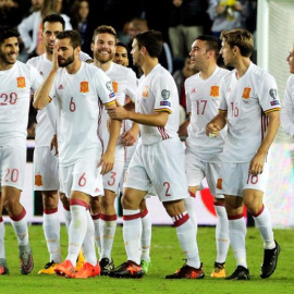Los jugadores de España celebran el gol de Illarramendi ante Israel. /EFE