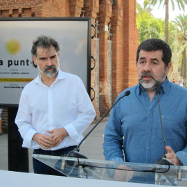 Cuixart y Sànchez piden la participación de todos los demócratas que quieran protestar contra el "autoritarismo del Estado". / EUROPA PRESS