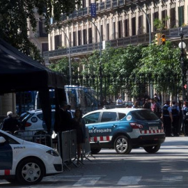 Mossos d'Esquadra tanquen els accessos al Parc de la Ciutadella / EFE