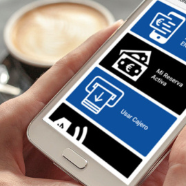 BBVA lanza una App pionera para "guiar" a personas invidentes en los cajeros