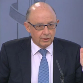 El ministro de Hacienda en funciones, Cristóbal Montoro, en la rueda de prensa ofrecida tras la reunión del Consejo de Ministros.