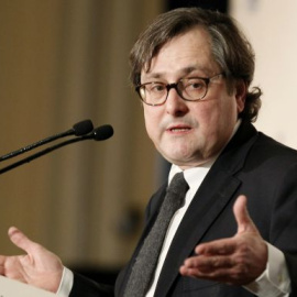 El director del diario 'La Razón', Francisco Marhuenda, ha sido nombrado comisario honorario de la Policía. / PACO CAMPOS (EFE)