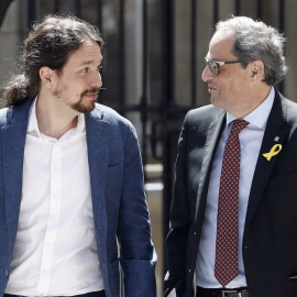 El líder de Podemos, Pablo Iglesias, i el president de la Generalitat, Quim Torra, aquest dilluns 25 de juny, al Palau de la Generalitat. / EFE.