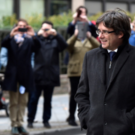 El expresident catalán, Carles Puigdemont, a su llegada para su comparecencia en el Press Club Brussels Europe, en la capital belga. REUTERS/Yves Herman