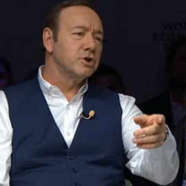 Otro hombre revela que Kevin Spacey también le acosó sexualmente