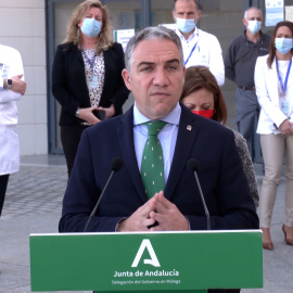 Andalucía activa ya el plan 7.500 al prever llegar a las 4.500 hospitalizaciones